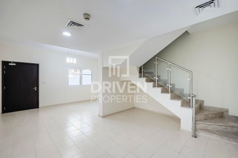 Townhouse de 4 chambres  No. 121201 2