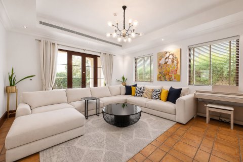 4 bedrooms Villa in Jumeirah Golf Estates, UAE No. 195041 11