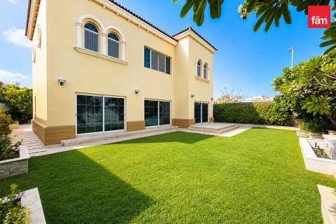 Villa de 4 dormitorios en Jumeirah Park, UAE No. 198689 7
