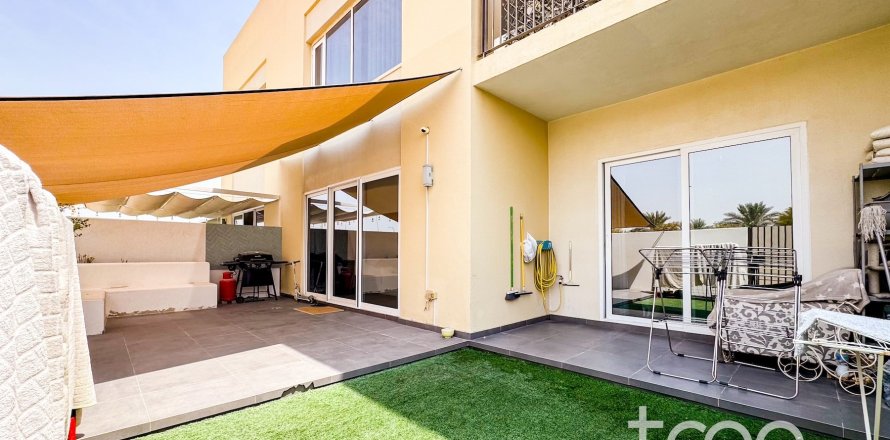 2 bedrooms Townhouse in EMAAR South, UAE No. 198692