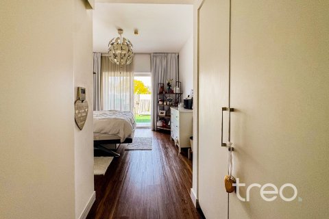 2 bedrooms Townhouse in EMAAR South, UAE No. 198692 6