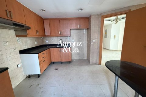 5 bedrooms Apartment in Jumeirah Lake Towers, UAE No. 198690 11