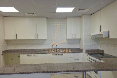 Appartement de 2 chambres à Uptown Motor City, UAE No. 167321 3