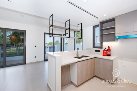 Villa de 4 dormitorios en Tilal Al Ghaf, UAE No. 148210 8