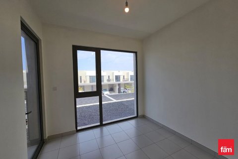 3 bedrooms Villa in Dubai, UAE No. 149284 9