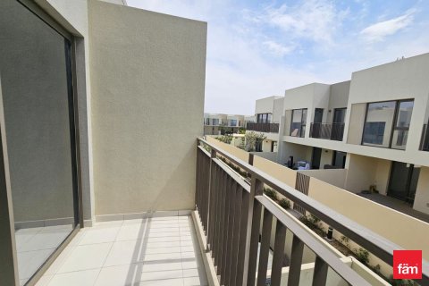 3 bedrooms Villa in Dubai, UAE No. 149284 12