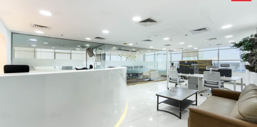 102.3m² Office in Dubai, UAE No. 210558