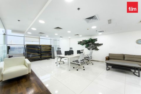 102.3m² Office in Dubai, UAE No. 210558 12