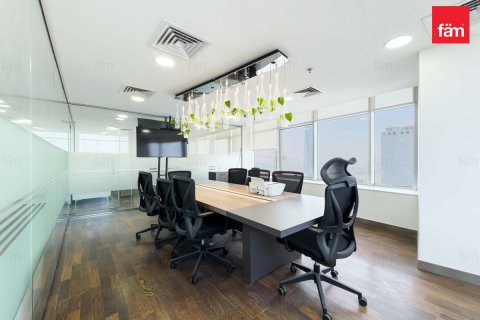 102.3m² Office in Dubai, UAE No. 210558 3