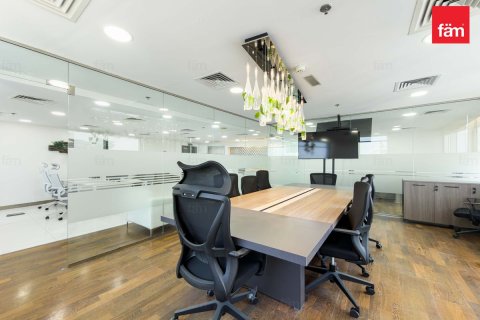 102.3m² Office in Dubai, UAE No. 210558 6
