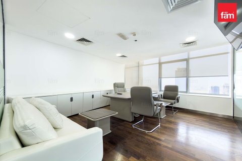 102.3m² Office in Dubai, UAE No. 210558 7