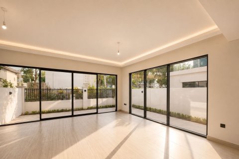5 غرفة نوم فيلا في Damac Lagoons, الإمارات العربية المتحدة رقم 208847 4