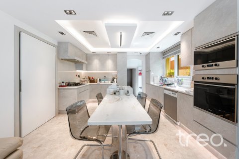 Villa de 4 chambres à Meadows, UAE No. 199165 13
