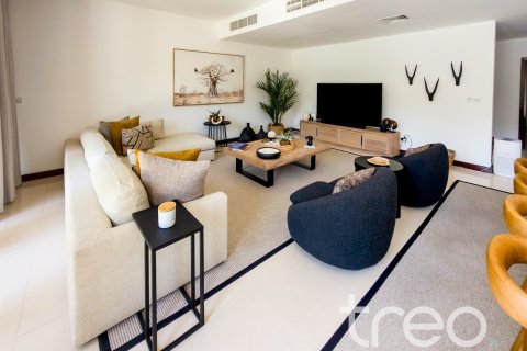 5 bedrooms Villa in Saheel, UAE No. 199167 26