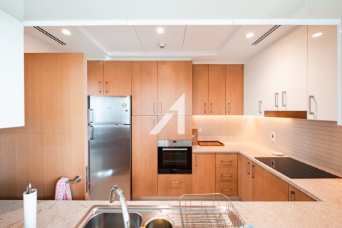 Квартира с 2 спальнями в The Hills, ОАЭ №146395 24