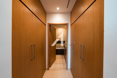 Квартира с 2 спальнями в The Hills, ОАЭ №146395 9