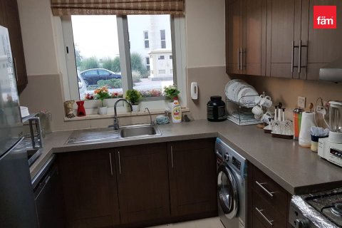 3 bedrooms Villa in International City, UAE No. 184448 12
