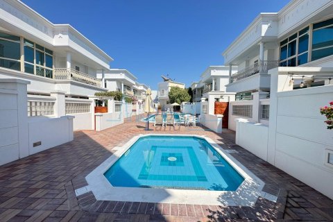 Вилла с 4 спальнями №125812 27