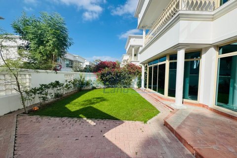 Вилла с 4 спальнями №125812 12