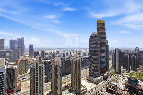 Квартира с 2 спальнями в Burj Royale, ОАЭ №192589 19