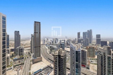 Квартира с 2 спальнями в Burj Royale, ОАЭ №192589 18