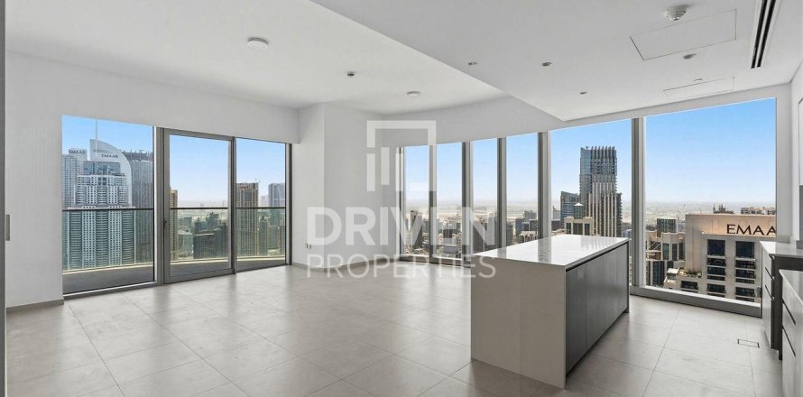 3 bedrooms Apartment in Opera District, UAE No. 192588