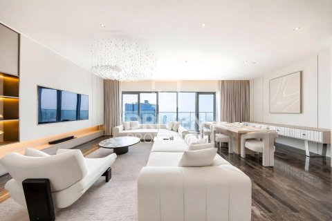 Квартира с 3 спальнями в Damac Heights, ОАЭ №192583 3