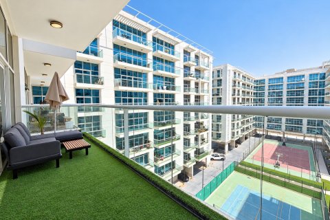 1 bedroom Apartment in Dubai Studio City, UAE No. 210443