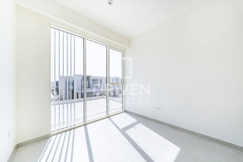 Townhouse de 3 dormitorios en The Valley, UAE No. 202728 21