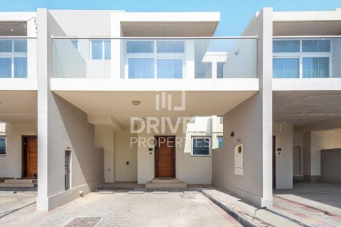 Таунхаус с 3 спальнями в DAMAC Hills (Akoya by DAMAC), ОАЭ №137977 4