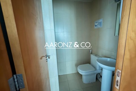 157m² Office in Business Bay, UAE No. 152661 3