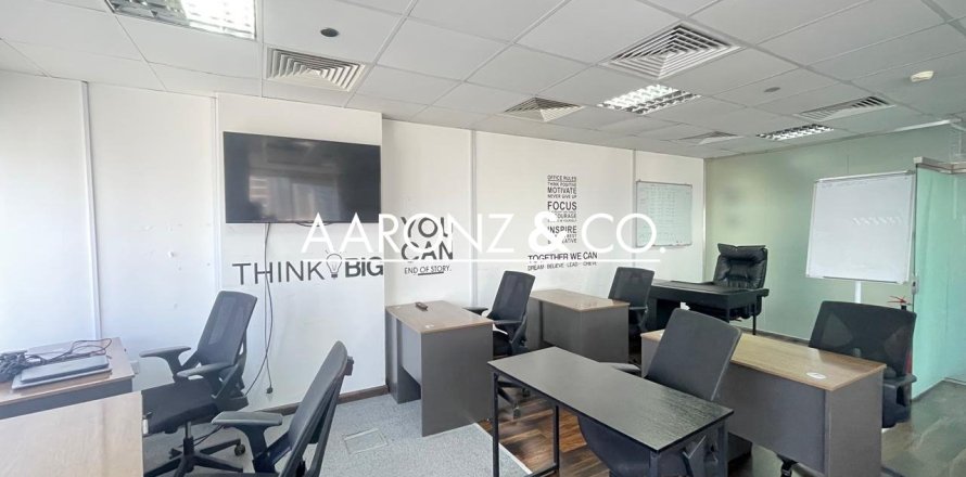 Офис 107м² в Бизнес-Бэй, ОАЭ №152660