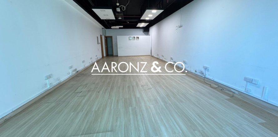 95m² Office in Business Bay, UAE No. 152662