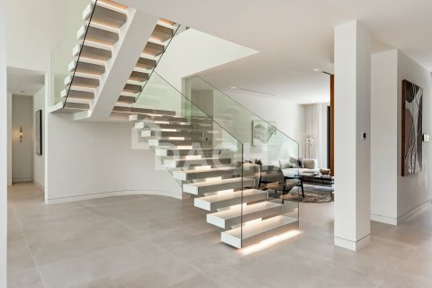 Villa de 5 dormitorios en Jumeirah Islands, UAE No. 200320 19