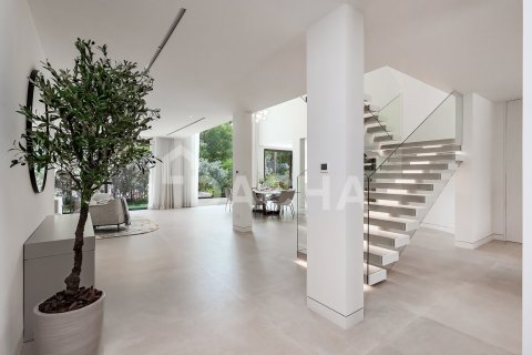 Villa de 5 dormitorios en Jumeirah Islands, UAE No. 200320 16