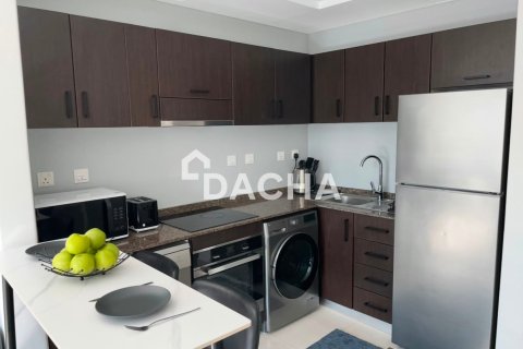 Studio Apartment in Bay Central, UAE No. 200317 14