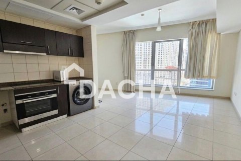 Studio Apartment in Bay Central, UAE No. 200317 10