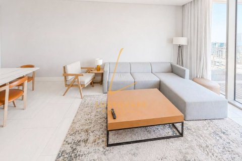 Квартира с 2 спальнями в SLS Dubai Hotel & Residences, ОАЭ №187668 3