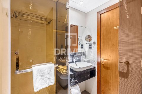 Studio Apartment in Dolphin Tower, UAE No. 206263 10