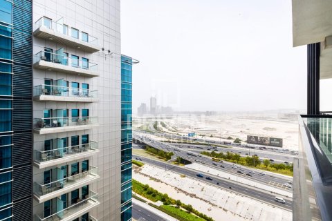 Studio Apartment in Dolphin Tower, UAE No. 206263 8