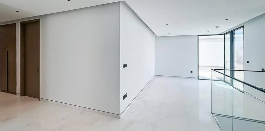 Villa de 5 dormitorios  No. 114614