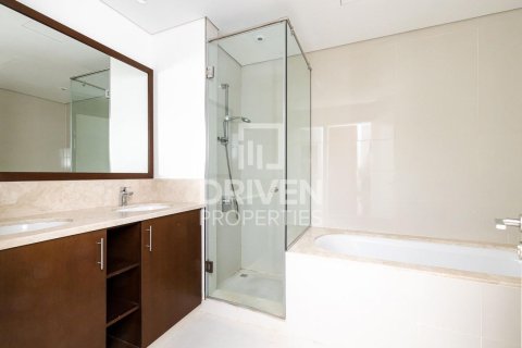 Appartement de 3 chambres à BLVD Crescent, UAE No. 202652 21