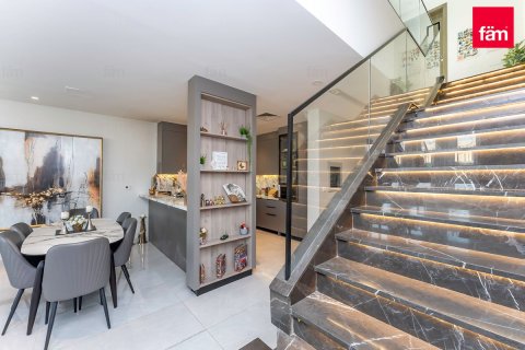 4 bedrooms Townhouse  No. 116228 23