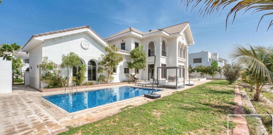 Вилла с 6 спальнями в Signature Villas, ОАЭ №194264