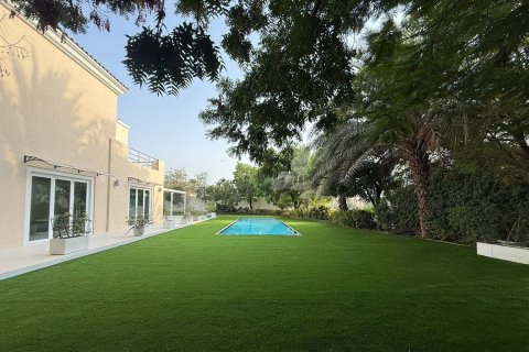6 غرفة نوم فيلا في Dubai Sports City, الإمارات العربية المتحدة رقم 208865 5