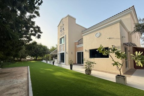 6 غرفة نوم  فيلا في Dubai Sports City, الإمارات العربية المتحدة رقم 208865
