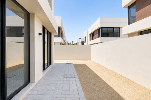 3 غرف نوم تاون هاوس في Dubai Land, الإمارات العربية المتحدة رقم 208866 4