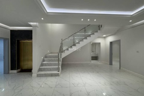 Villa de 6 dormitorios en Khobar, Saudi Arabia No. 60369 12