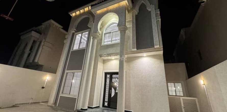 Villa de 6 dormitorios en Khobar, Saudi Arabia No. 60369
