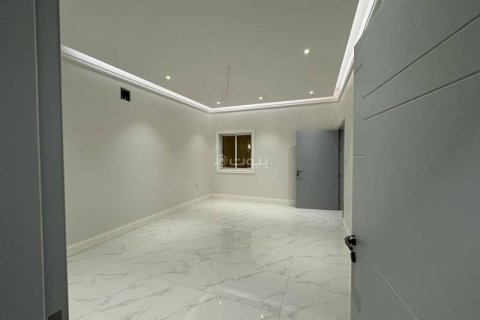Villa de 6 dormitorios en Khobar, Saudi Arabia No. 60369 6